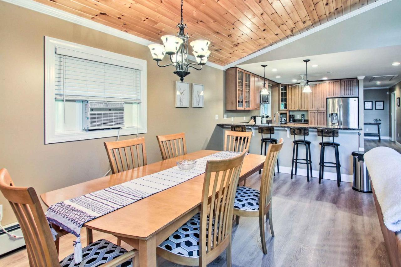 Readfield Retreat With Lake Maranacook Views! Exterior foto