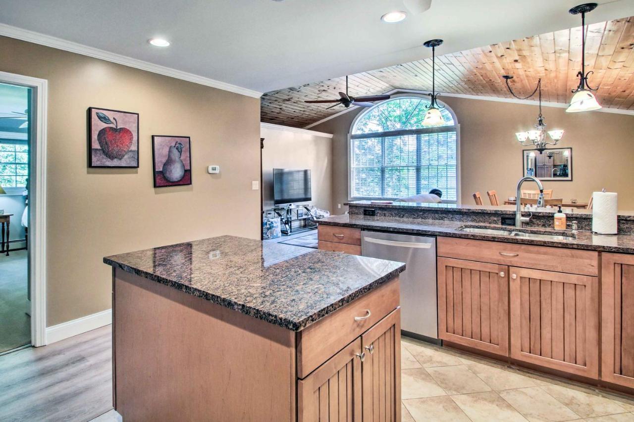 Readfield Retreat With Lake Maranacook Views! Exterior foto
